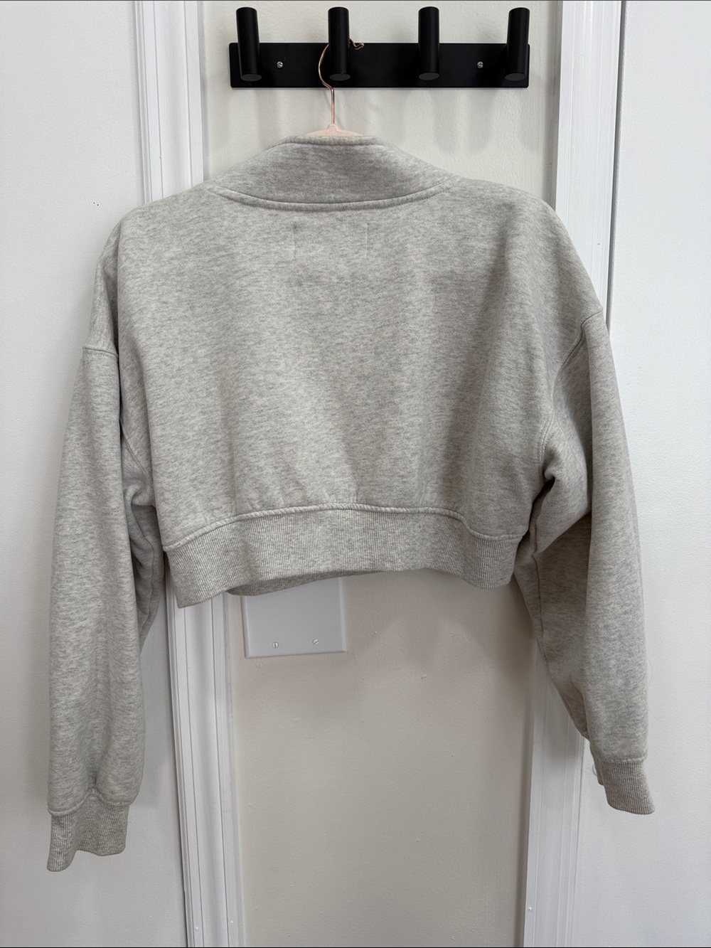 Budweiser Heather Gray Cropped Quarter-Zip Pullover - Picture 3 of 6